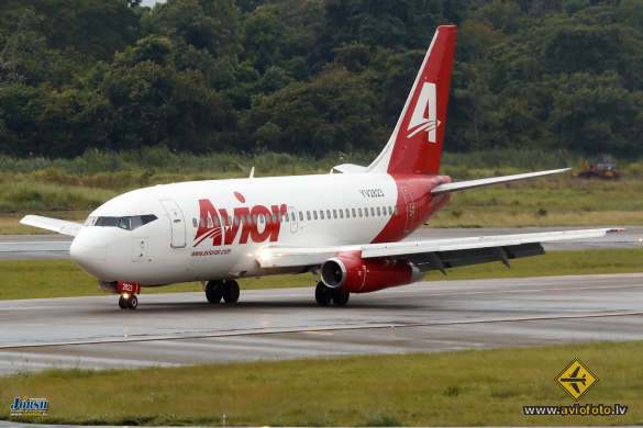 Boeing 737-232/Adv