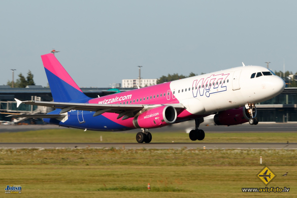 Airbus A320-232