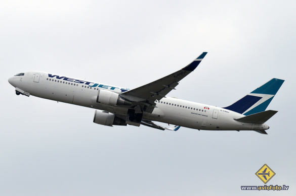 Boeing 767-338/ER