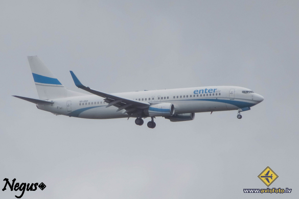 Boeing 737-85N
