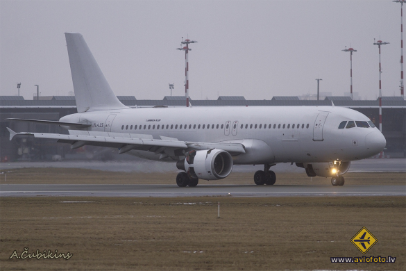 Airbus A320-214
