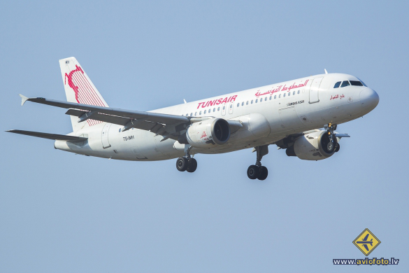 Airbus A320-211