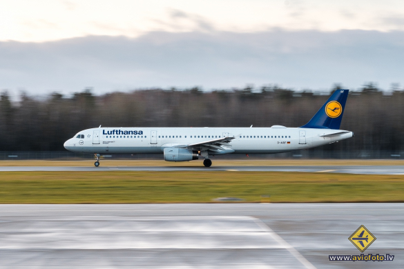 Airbus A321-131