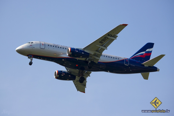 Sukhoi SSJ-100-95B Superjet 100 (RRJ-95B)
