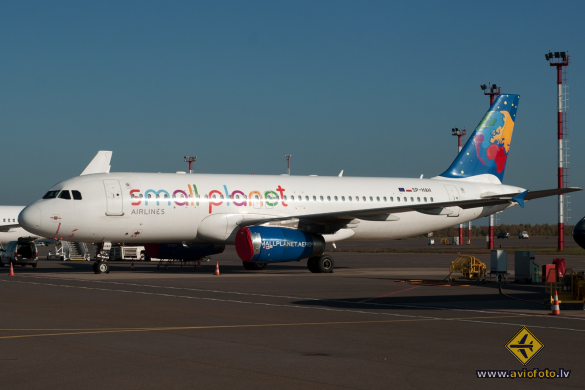 Airbus A320-233