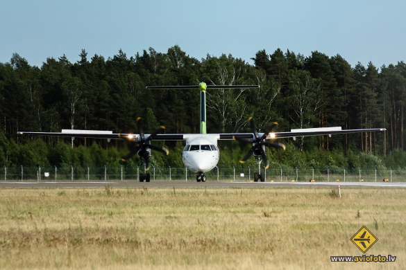 Bombardier DHC-8-402 Q400