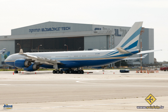 Airbus A340-541