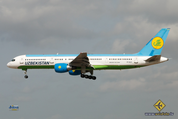 Boeing 757-231