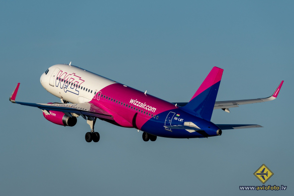 Airbus A320-232