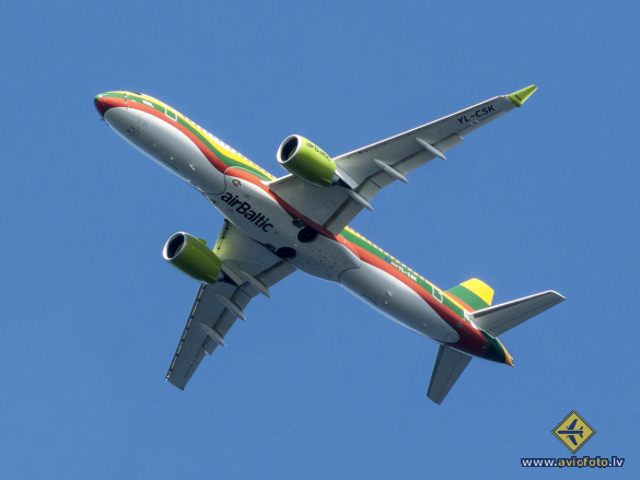 Airbus A220-300