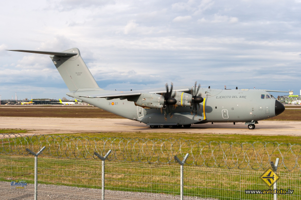 Airbus A400M-180