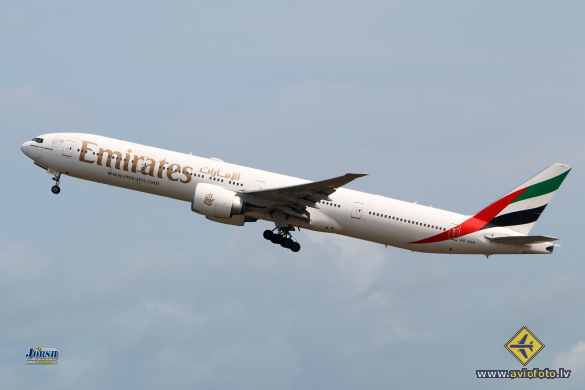 Boeing 777-31H/ER