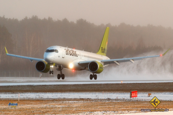 Airbus A220-300