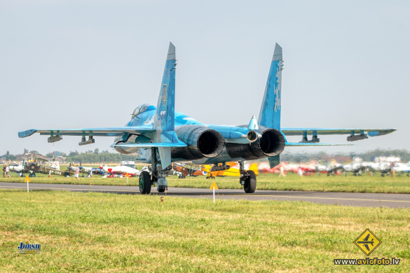 Sukhoi Su-27