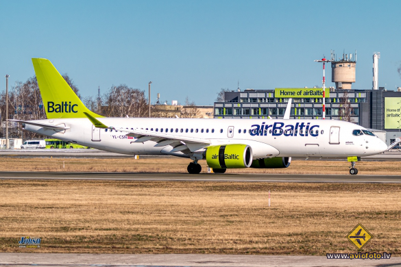Airbus A220-300