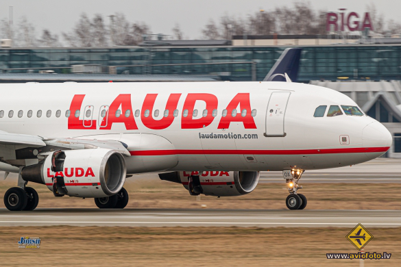 Airbus A320-214