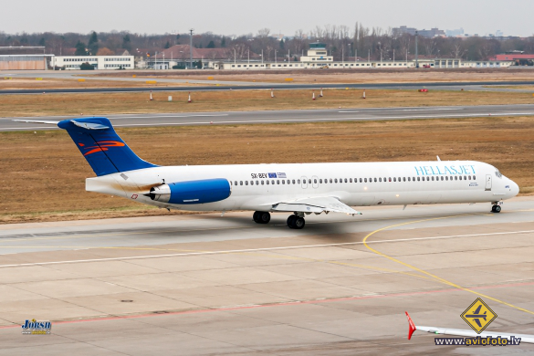 McDonnell Douglas MD-82 (DC-9-82)