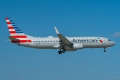 Boeing 737-823