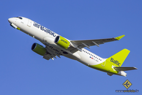 Airbus A220-300