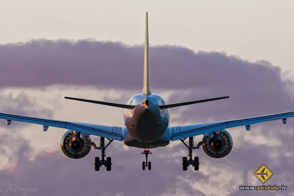 Bombardier CSeries CS300 (BD-500-1A11)