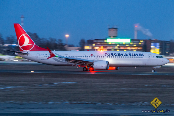 Boeing 737-9 MAX