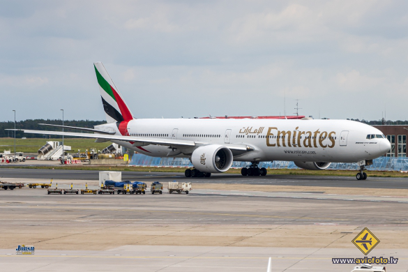 Boeing 777-31H/ER