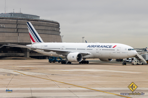 Boeing 777-228/ER