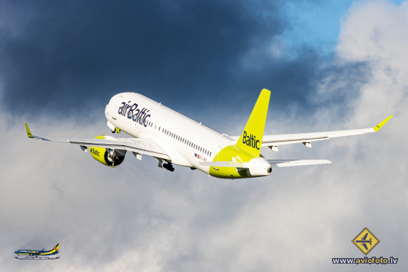 Airbus A220-300