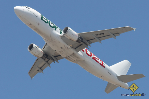 Airbus A320-216