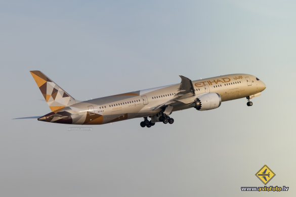 Boeing 787-9 Dreamliner