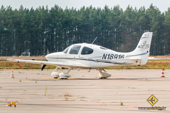 Cirrus SR-22 GTS
