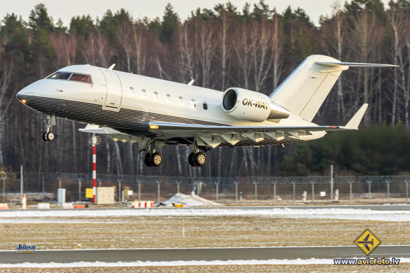 Bombardier Challenger 605 (CL-600-2B16)