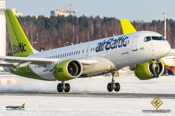 Airbus A220-300