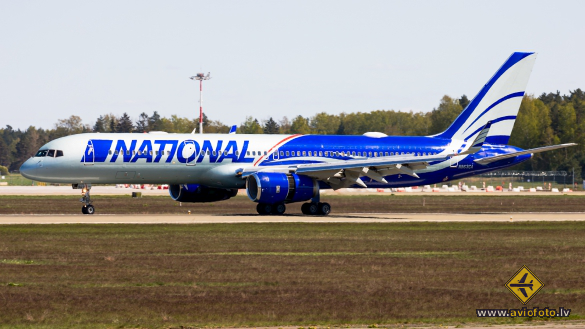 Boeing 757-223