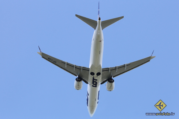Boeing 737-8 MAX