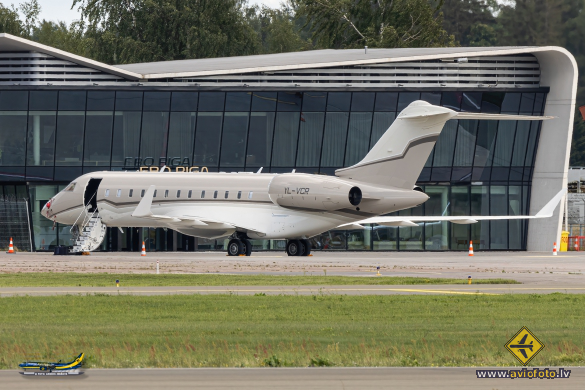 Bombardier Global Express XRS (BD-700-1A10)