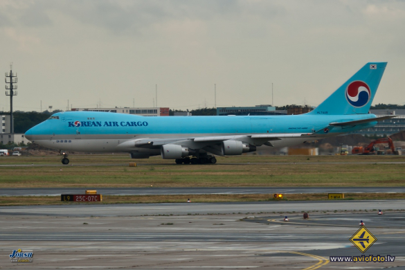 Boeing 747-4B5F/SCD