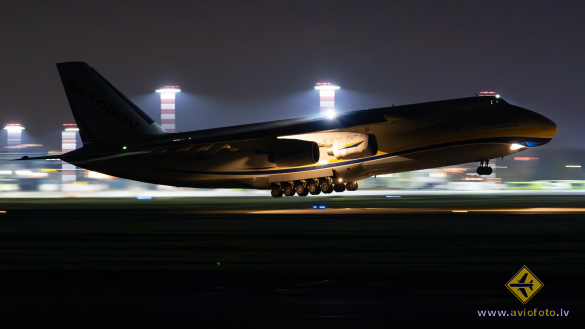 Antonov An-124-100M Ruslan