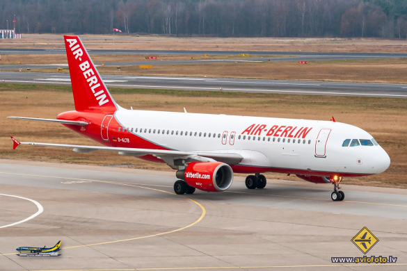 Airbus A320-214