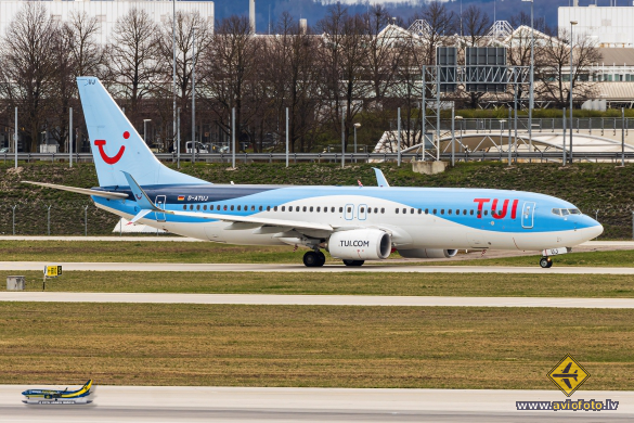 Boeing 737-8K5