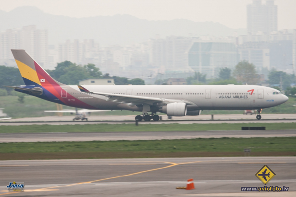 Airbus A330-323E