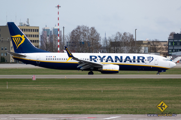 Boeing 737-8AS