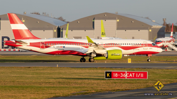 Airbus A220-300