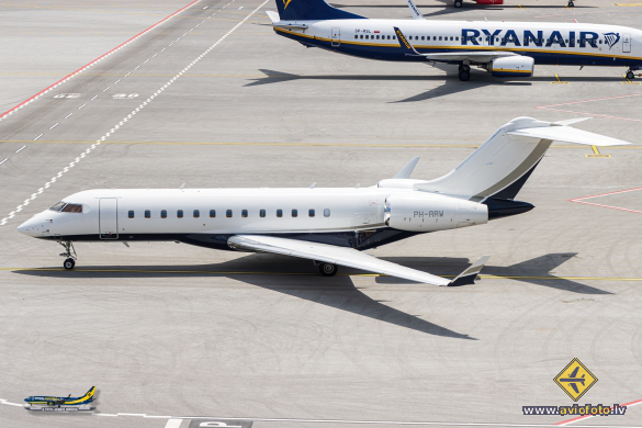 Bombardier Global 6500 (BD-700-1A10)