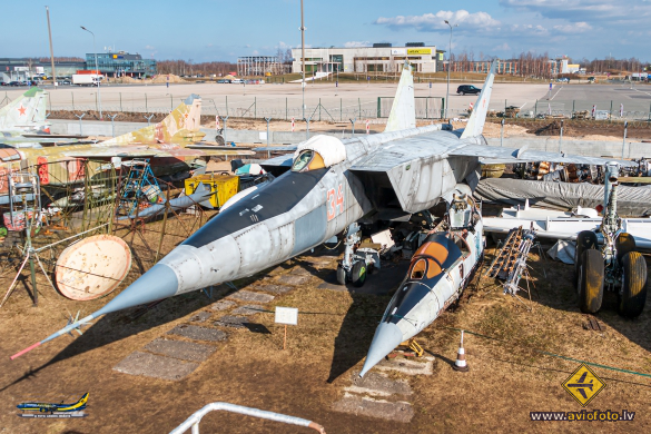 Mikoyan-Gurevich MiG-25RBS Foxbat