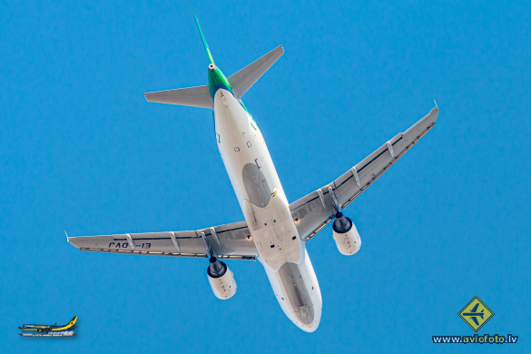 Airbus A320-214