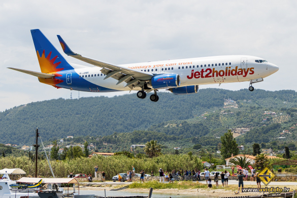 Boeing 737-8MG