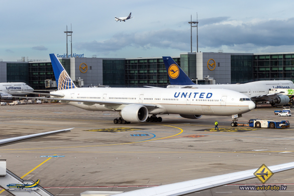 Boeing 777-322/ER