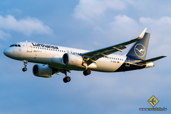 Airbus A320-271N