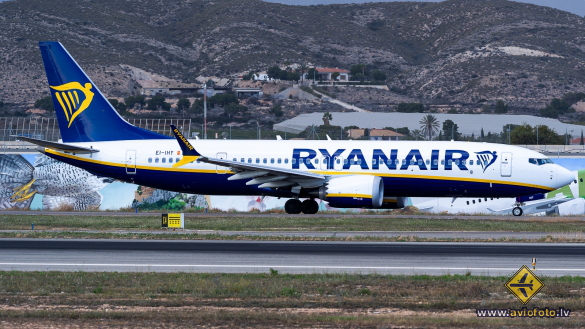 Boeing 737-8 MAX 200